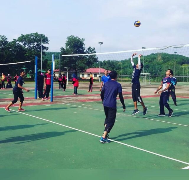35 Gelanggang Tampar